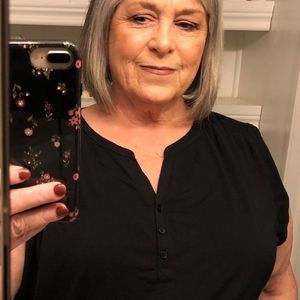 Meet your Posher, Sandra